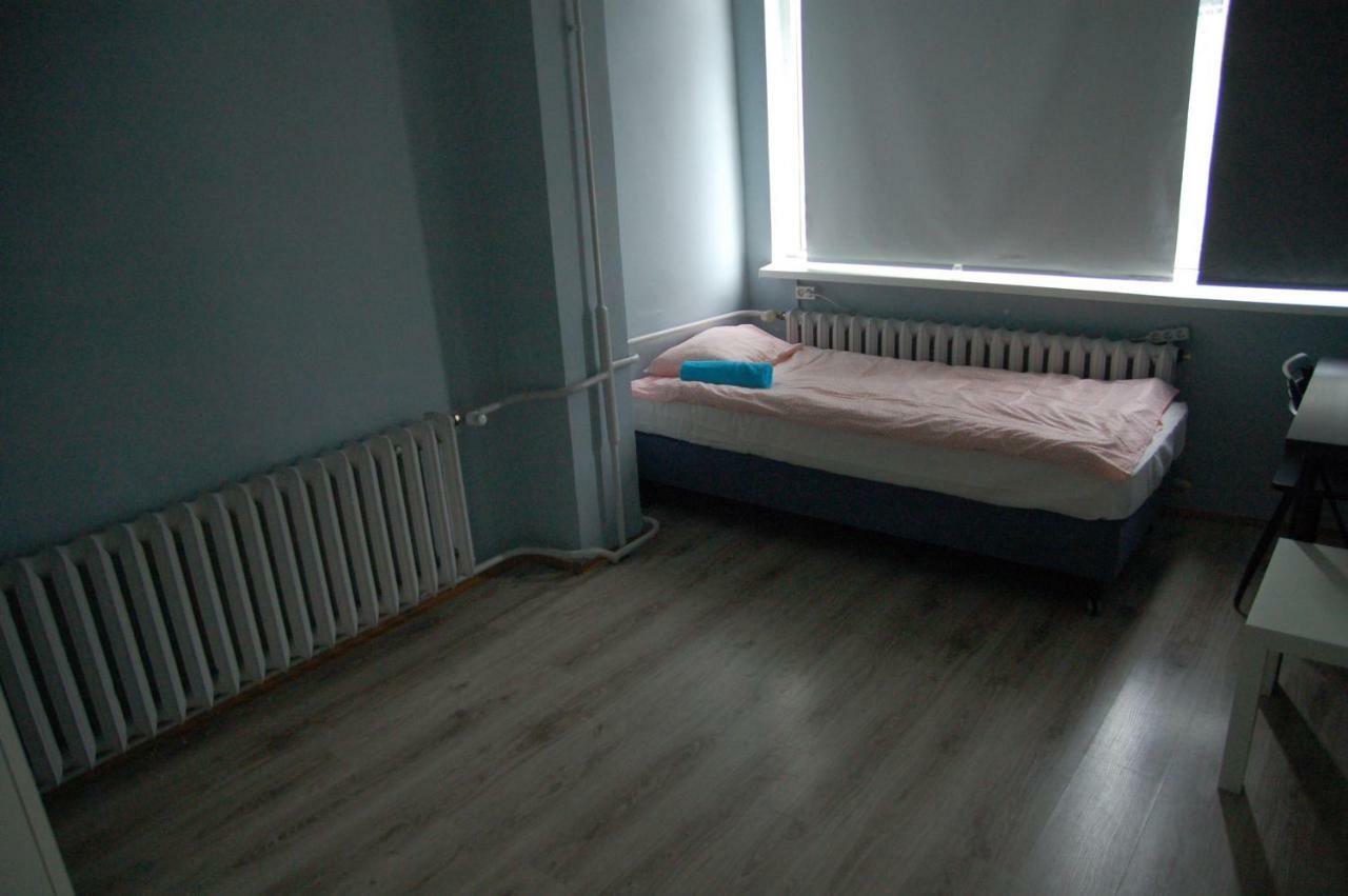 Hostel Family Erasmus Center ワルシャワ エクステリア 写真