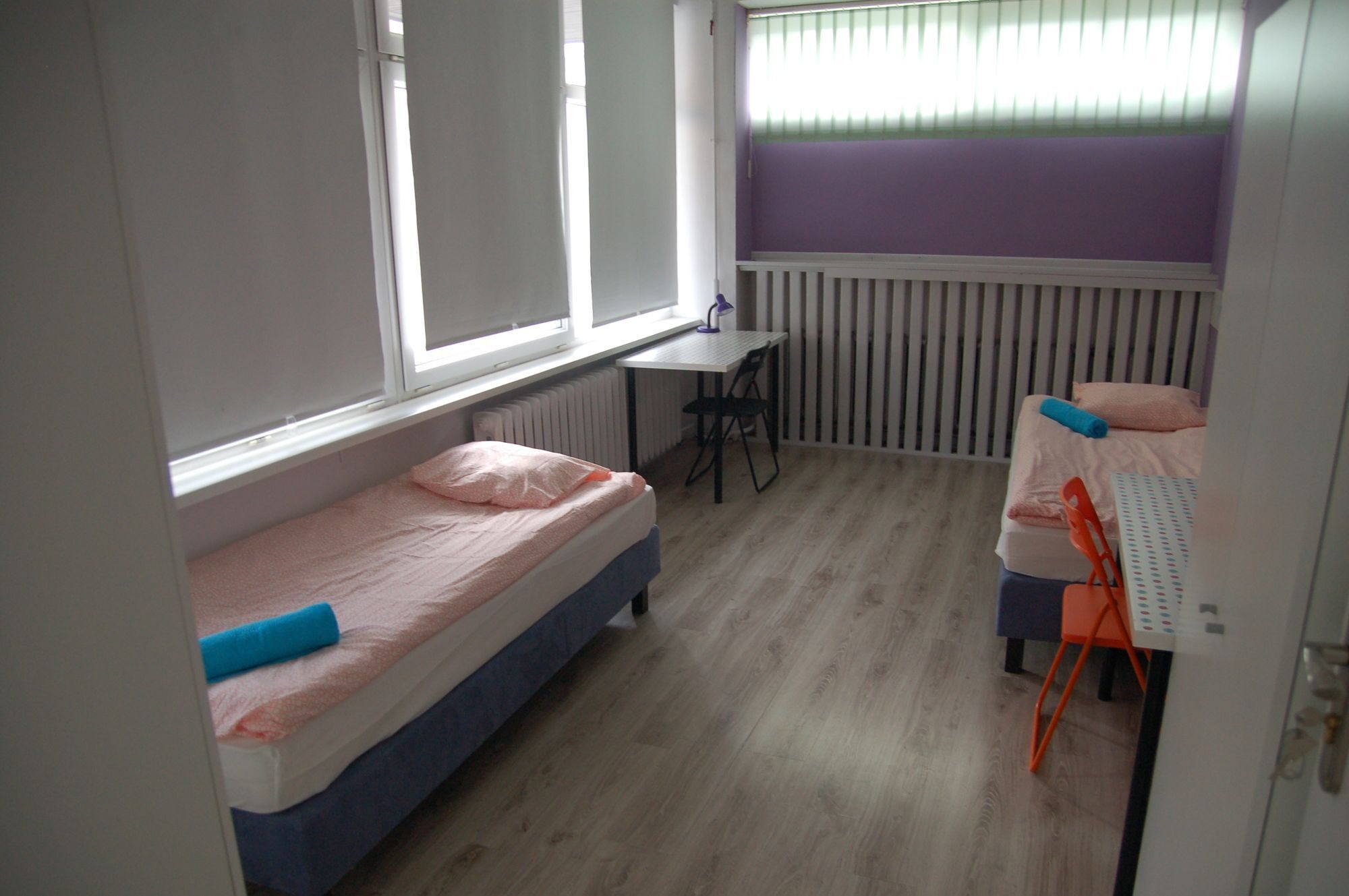 Hostel Family Erasmus Center ワルシャワ エクステリア 写真